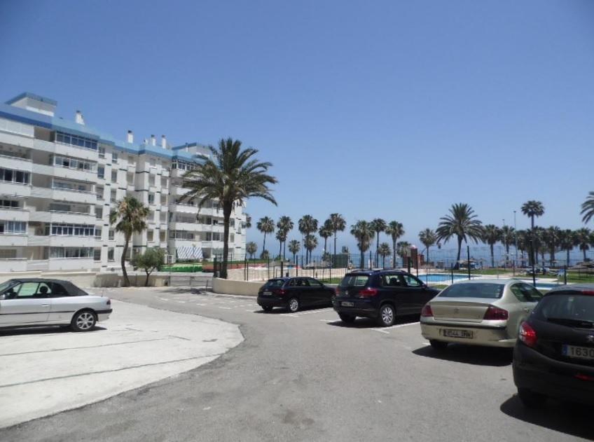 Aloha Playa Apartment Benalmadena Ngoại thất bức ảnh