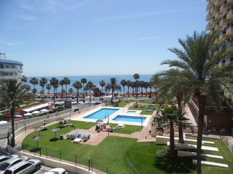 Aloha Playa Apartment Benalmadena Ngoại thất bức ảnh